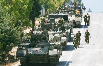Турция стягивает войска к сирийской границе